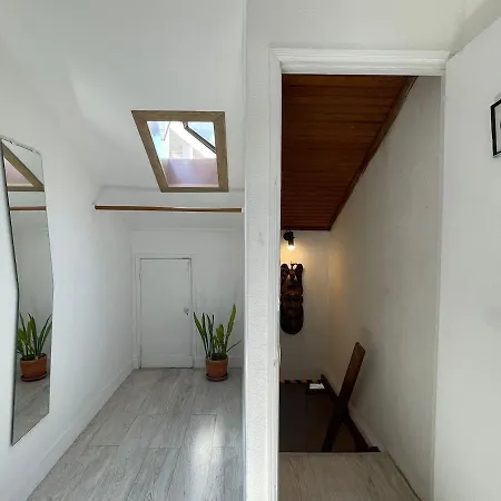 3 5 Minutes Away Meter Station * Lissabon